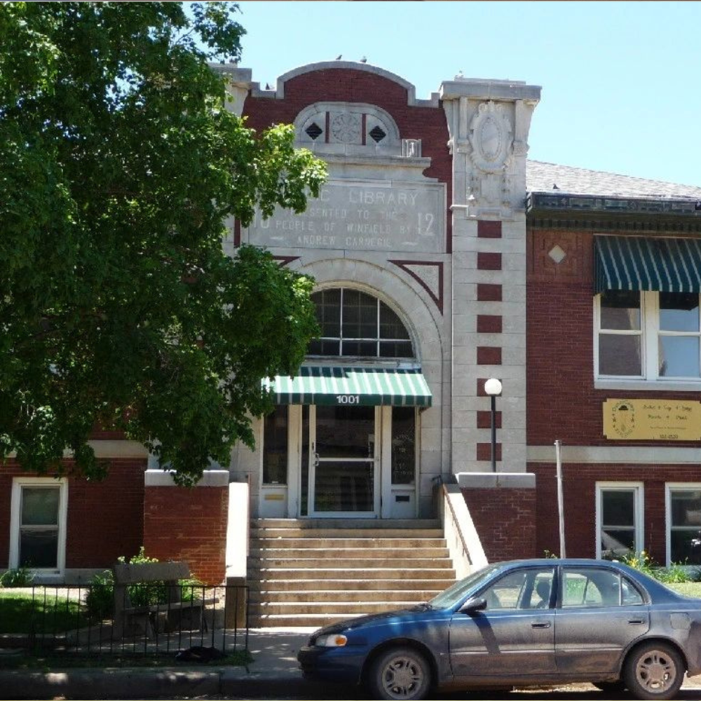 DanceCamp Studio Outside